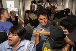 Un paraguayo es arrestado frente a Tribunal de Inmigración en Estados Unidos