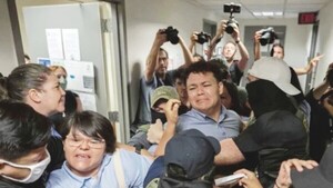 Dramático: poli yanqui apresa a otro paraguayo que hacía trámite