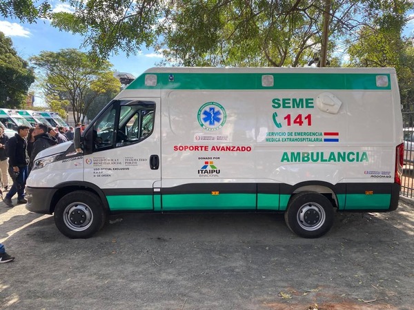 TRINIDAD CELEBRA LLEGADA DE NUEVA AMBULANCIA 