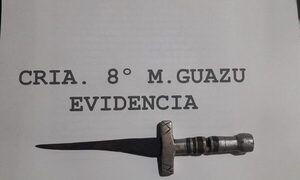Capturan a sujeto que amenazó con puñal a su pareja