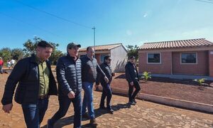 Entregan 160 viviendas en CDE