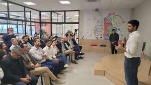 Autoridades paraguayas y brasileñas analizan apertura del Puente de la Integración  - ABC en el Este - ABC Color