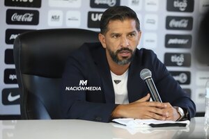 Versus / ¿Emiliano Díaz tiene una cláusula especial para dejar Olimpia?