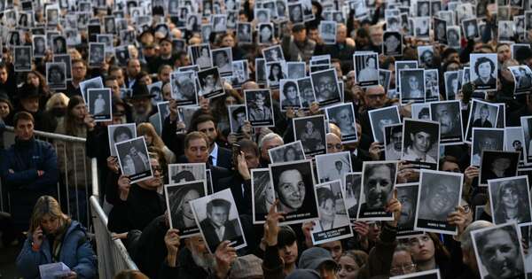 La Nación / Conmemoraron 31 años del atentado contra AMIA, a la espera del juicio en ausencia