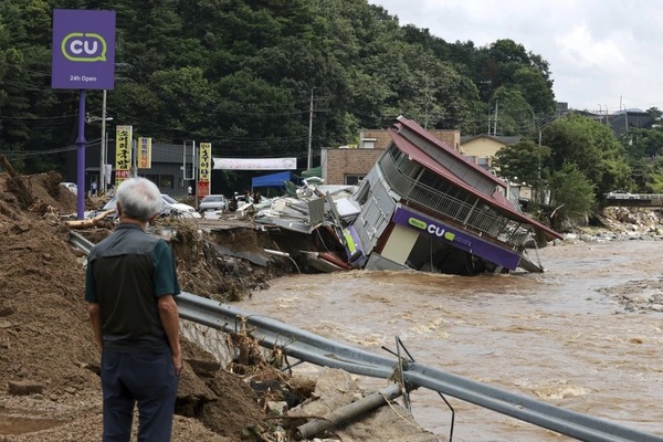 Torrenciales lluvias en Corea del Sur dejan 14 muertos y 12 desaparecidos