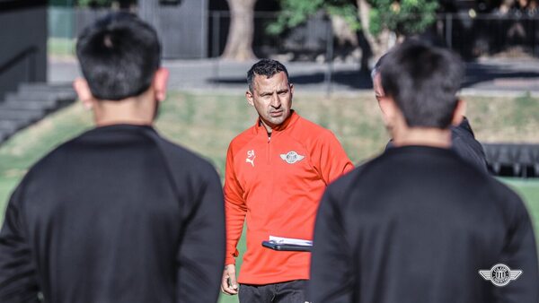 Patito Aquino, preocupado por el mal arranque