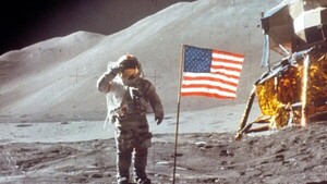 El hombre llega a la Luna