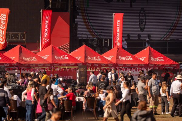 Más de 300.000 personas en la Expo, con asado y agenda cultural