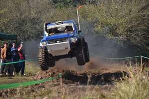 Todoterreno 4x4: Volker Huber salta al podio en Ybycuí - ABC Motor - ABC Color