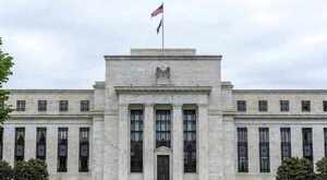 Nuevos arancelarios pueden retrasar la bajada de tasas de la Fed