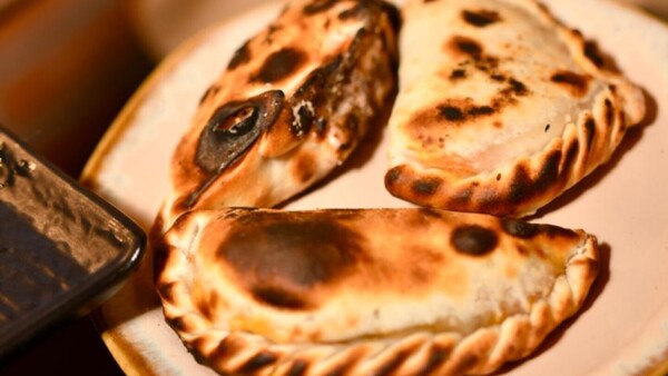 Bar de empanadas al tatakua revoluciona la gastronomía guaireña