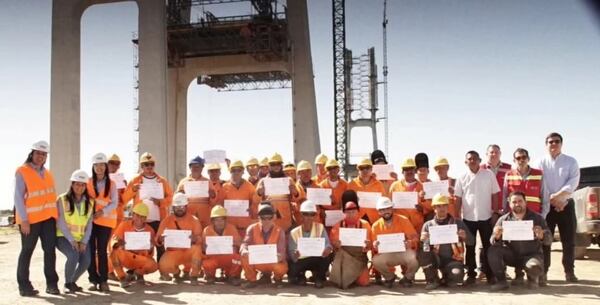 Trabajadores chaqueños son certificados en sus competencias en el futuro Puente Bioceánico
