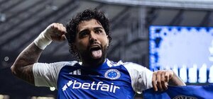 Versus / El Cruzeiro se mantiene en lo más alto del Brasileirao