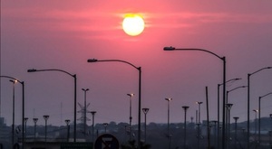 Lunes fresco a cálido, con cielo despejado y una máxima de 30 °C