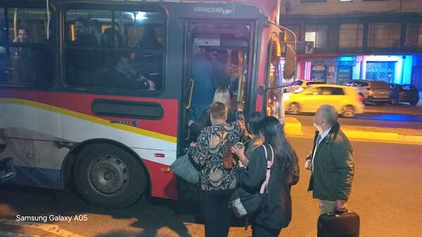 Transporte público: no hay paro, pero persiste la regulada de buses - Nacionales - ABC Color