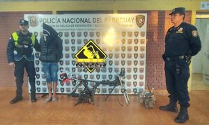 Atrapan a ladrón que carneó moto robada