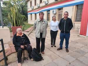 Pobladores de Yataity del Norte exigen destitución de directora y finalización de hospital - Nacionales - ABC Color