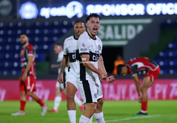 Versus / Sebastián Ferreira será baja por un par de meses a causa de una lesión