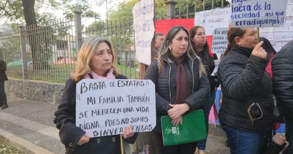 La Nación / Víctimas de la mafia de los pagarés se movilizan frente al Palacio de Justicia