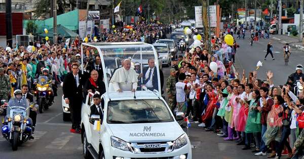 La Nación / Conmemorarán la visita del papa Francisco a Paraguay con un evento en Roma