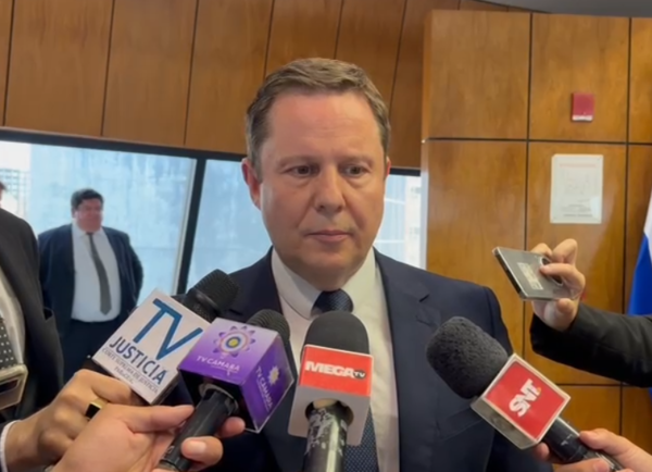 "Registro nacional de pagarés no soluciona el problema" dice ministro - PDS RADIO Y TV
