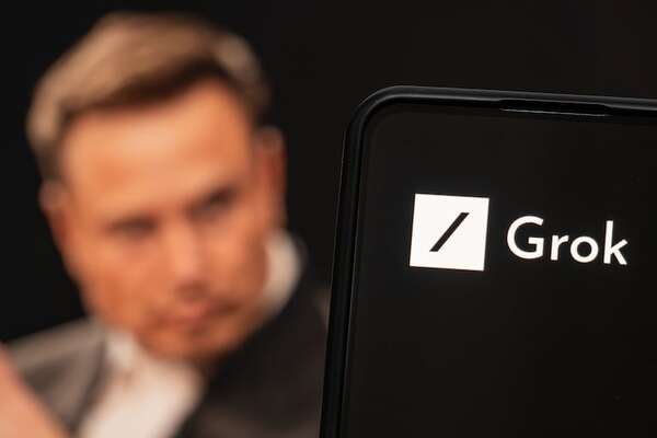 Elon Musk anuncia “Baby Grok”, una aplicación de IA pensada para niños - Tecnología - ABC Color