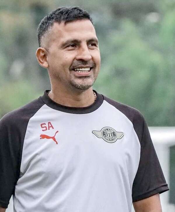 Libertad: Sergio Aquino, contras las cuerdas - Fútbol - ABC Color