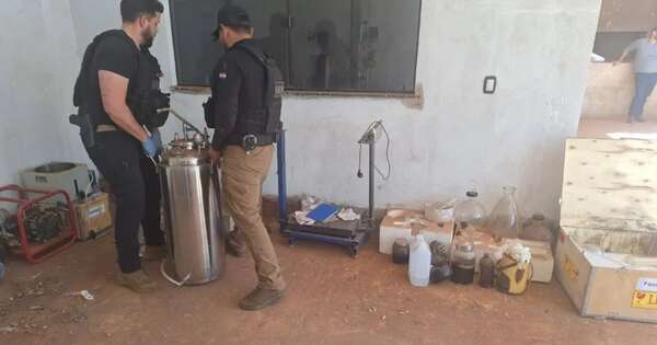 La Nación / Hallan más de 1.300 kilos de marihuana en laboratorio narco