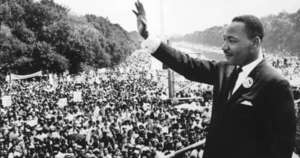 La Nación / Gobierno de Trump publica archivos sobre asesinato de Martin Luther King Jr.
