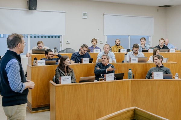Potencia tu perfil profesional en el agro con los programas ejecutivos de la Universidad Austral y CEA