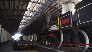 Museo Ferroviario: Un tour por vagones y la historia del vapor