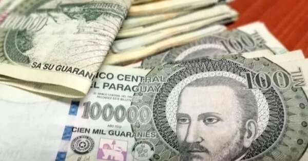 La Nación / El IVA lidera con más del 50 % del total recaudado por el fisco