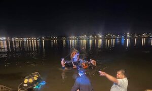 Tatacho se durmió en su camioneta y cayó al rio: Lo rescataron pero no sobrevivió