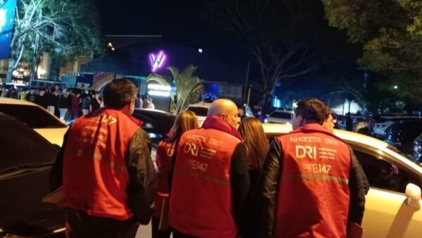 Intervienen “Pijama Party”: En fiesta de adultos tomaban fotos a niñas en ropa interior y disfraces
