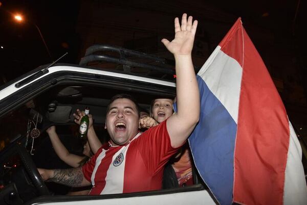 Senado aprobará mañana proyecto de ley que faculta a Peña a decretar feriados “pro Mundial” - Política - ABC Color