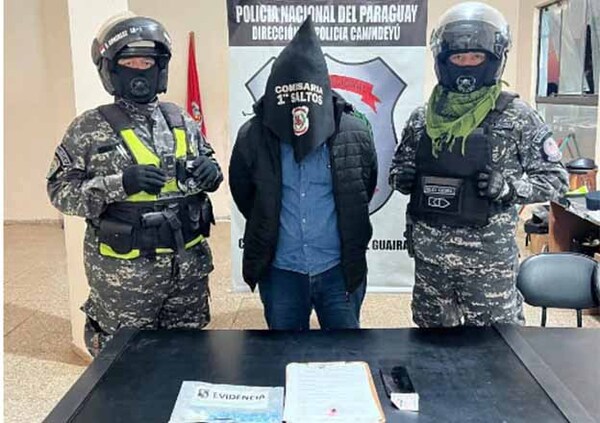 Apresan a microtraficante en plena calle de Saltos del Guairá | DIARIO PRIMERA PLANA