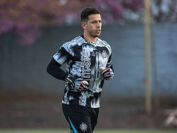 Newell’s vuelve a la carga por Juan Espínola tras la salida de Keylor Navas - Olimpia - ABC Color
