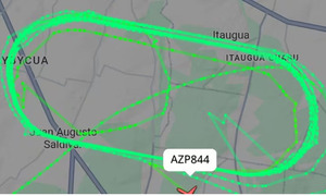 Vuelo a Montevideo regresó de urgencia por falla mecánica - OviedoPress