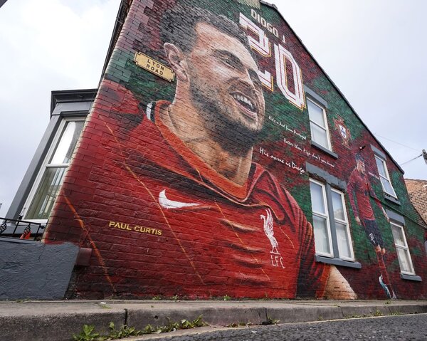 Un mural homenajea a Diogo Jota en Liverpool