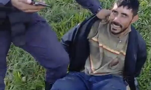 Vecinos y policías logran detener a exconvicto tras intento de robo domiciliario