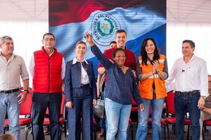 Gobierno inaugura 64 viviendas y promete más inversiones sociales en Paraguarí - El Trueno