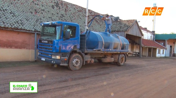 Más allá de la lluvia en el Chaco: El alto precio del transporte de agua en camiones