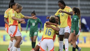 Con una goleada sin piedad, Colombia se enfila a semifinales