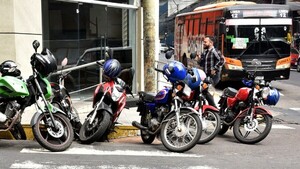 Mientras subsidios aumentan, 800 mil pasajeros ya no viajan en bus