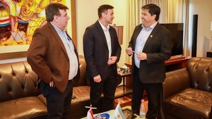 Paraguayo retorna al país luego de estancia de investigación en la NASA