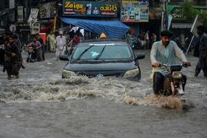 Más de 230 muertos por las lluvias e inundaciones en Pakistán