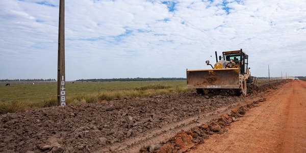 El Gobierno impulsa obras viales que mejorarán la calidad de vida de distritos históricamente postergados de Paraguarí • PARAGUAY TV