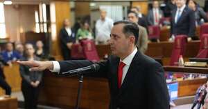 Diario HOY | Asume nuevo senador en reemplazo de Leite