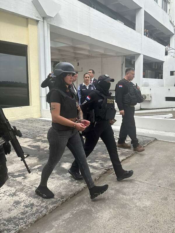 Esposa de Marset exige al Consulado uruguayo sanciones contra Paraguay - Nacionales - ABC Color