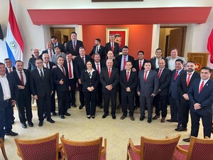 COLORADOS PIDEN FORTALECER LA UNIDAD PARTIDARIA EN ITAPÚA